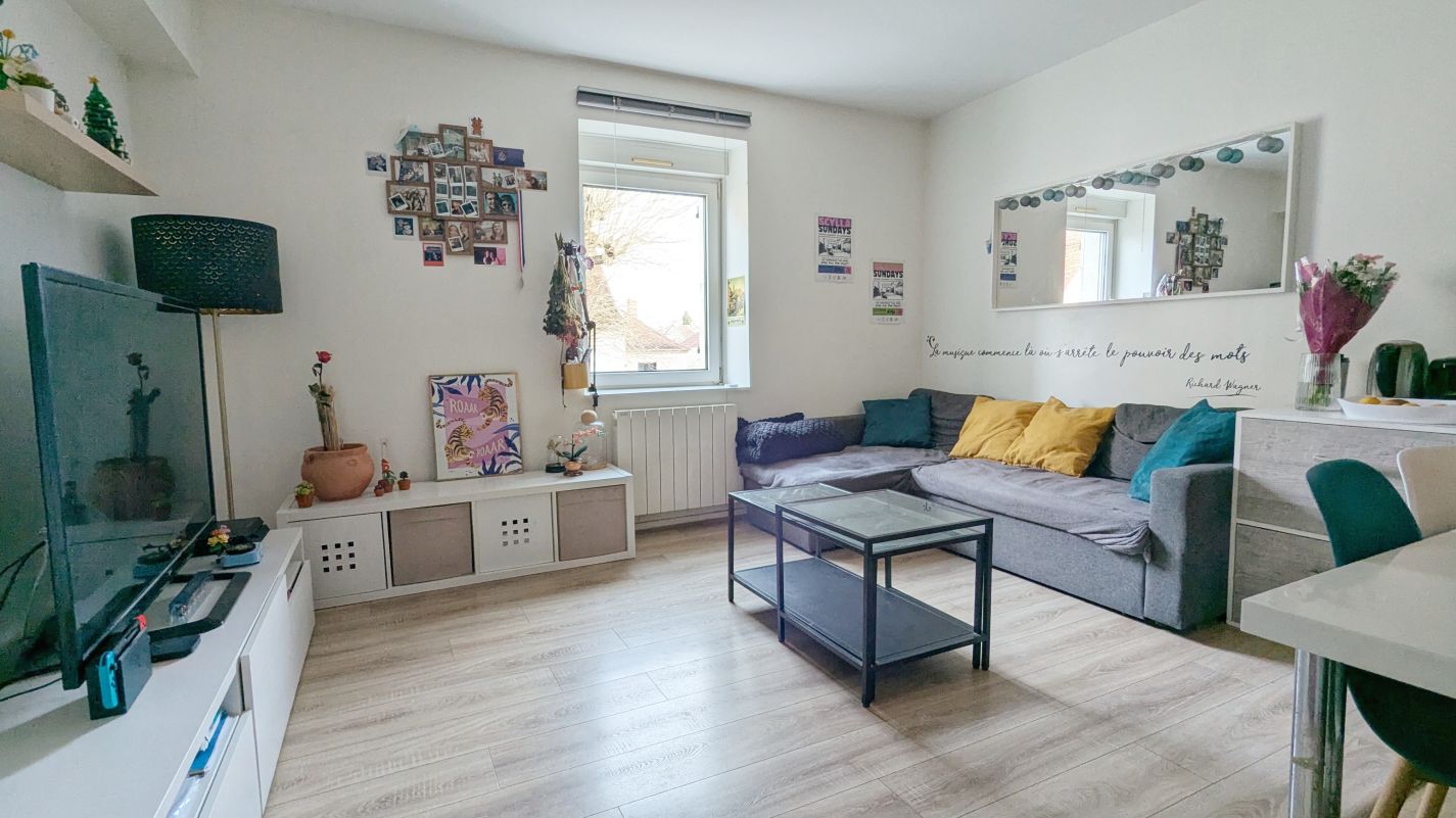 Selection de nos biens actuellement à vendre maisons, appartements, garages, terrains, locaux commerciaux etc.